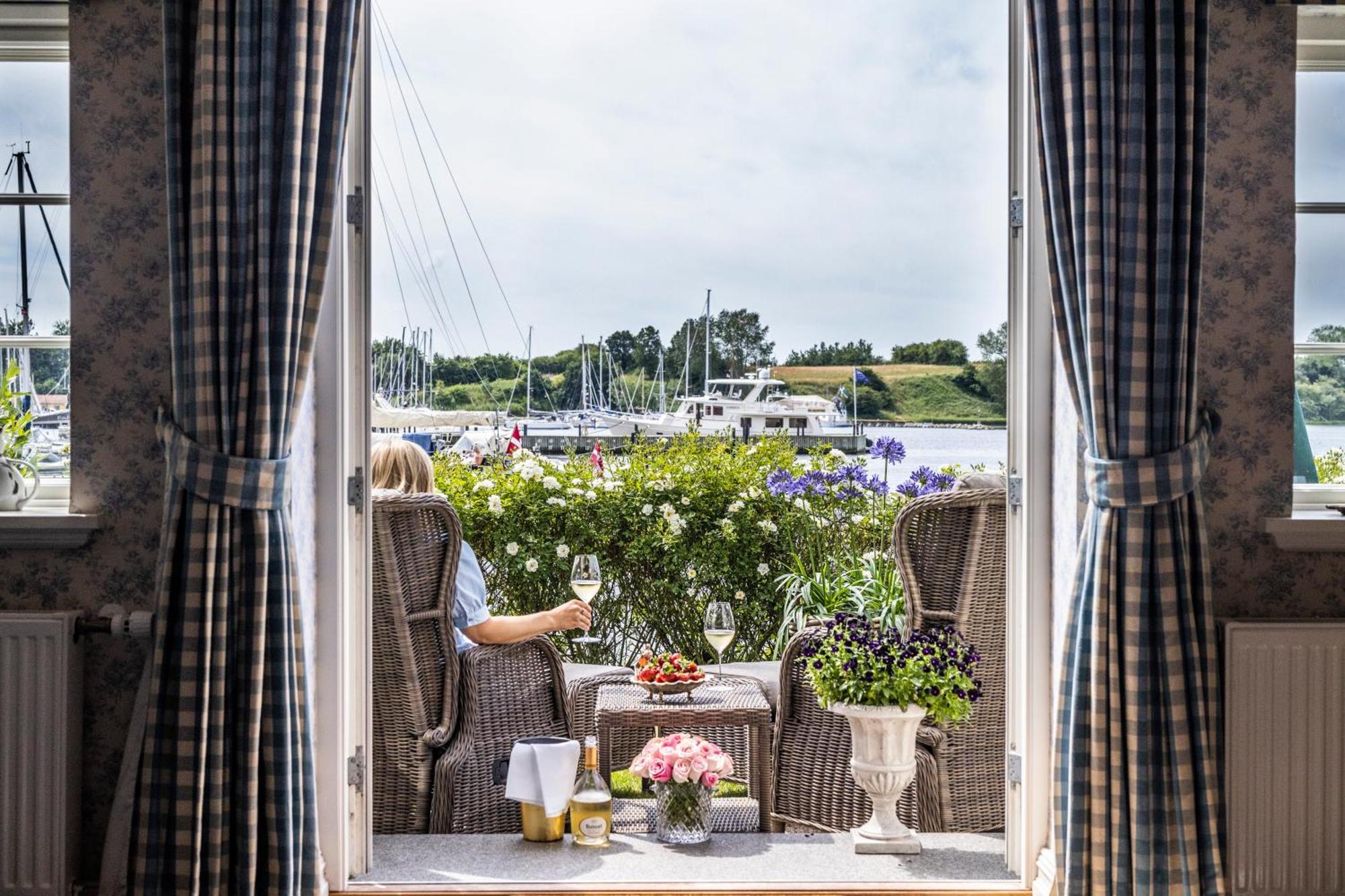 Dyvig Badehotel Nordborg Exterior foto
